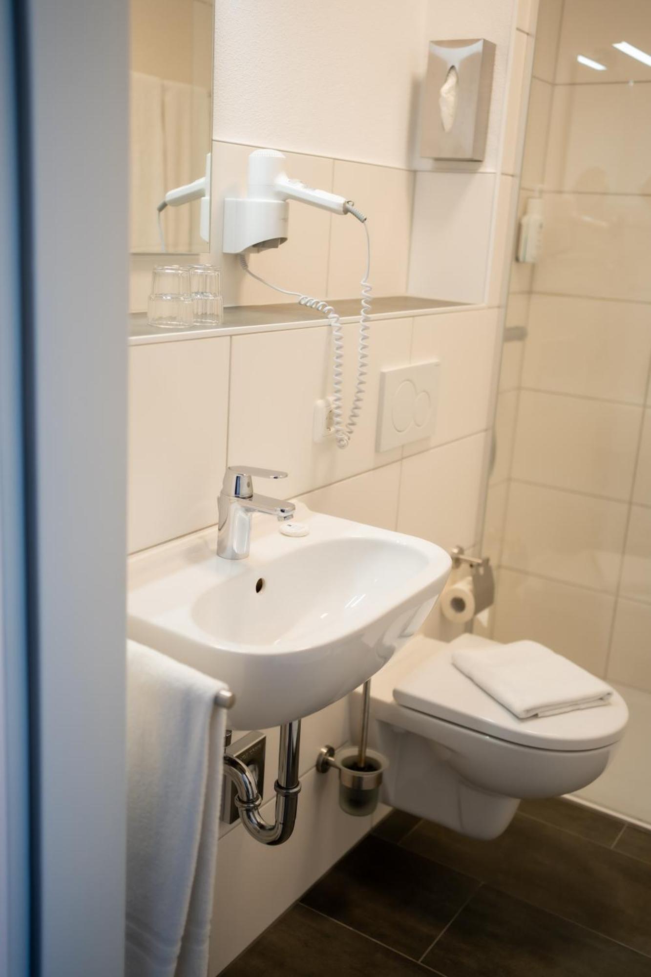 בידנקוף Lahn Hotel מראה חיצוני תמונה